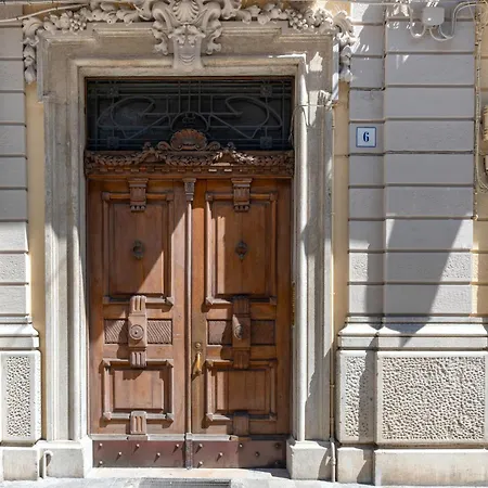 150mq Rooftop Paradise - Spacious Private Terrace