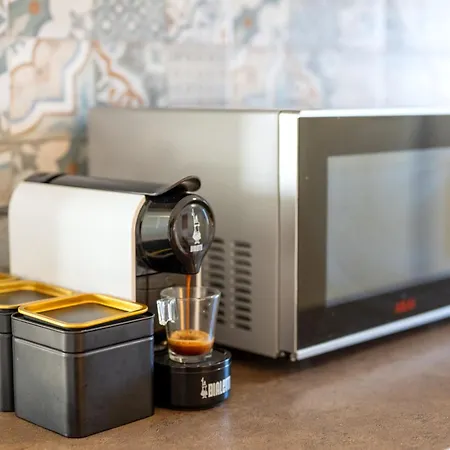 150mq Rooftop Paradise - Spacious Private Terrace Апартаменты Бари