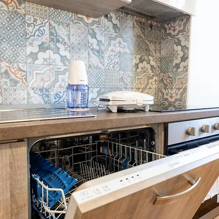 Daire 150mq Rooftop Paradise - Spacious Private Terrace Bari