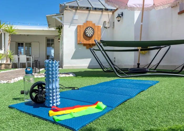 150mq Rooftop Paradise - Spacious Private Terrace Апартаменты Бари